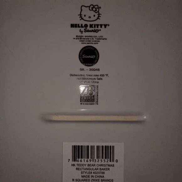 NIB hello kitty 8x12 ceramic baker - Picture 2 of 2